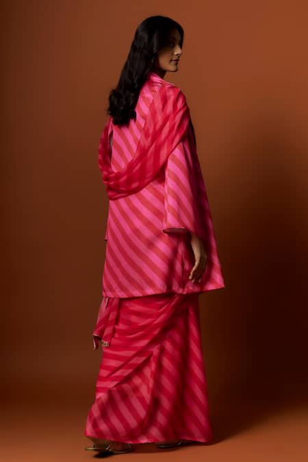 Meghna Shah Stripe Print Saree With Embroidered Draped Jacket 