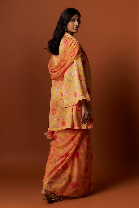 Meghna Shah Floral Print Saree Set With Printed Embroidered Jacket 