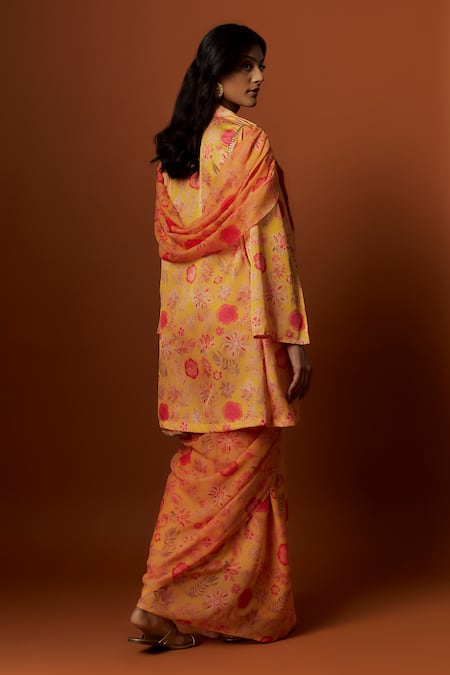 Meghna Shah Floral Print Saree With Embroidered Draped Jacket 