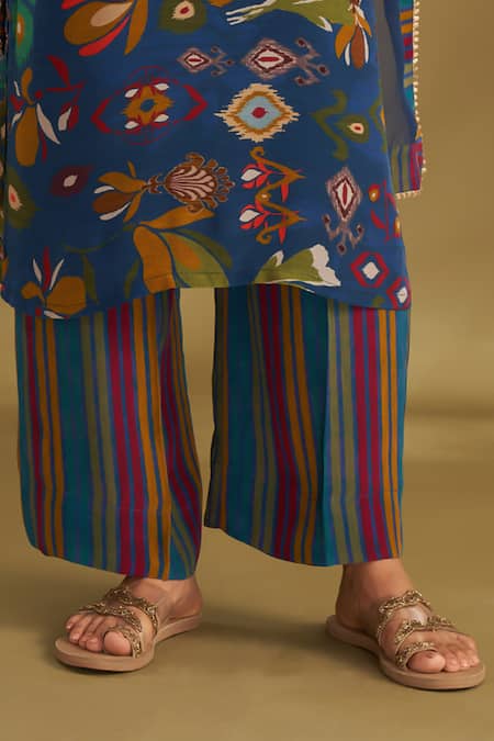 Buy Affroz Blue Viscose, Crepe Embroidery Round Neck Floral Print Kurta Set Online at Aza Fashions Buy_Affroz_Blue Viscose, Crepe Embroidery Round Neck Floral Print Kurta Set _Online_at_Aza_Fashions