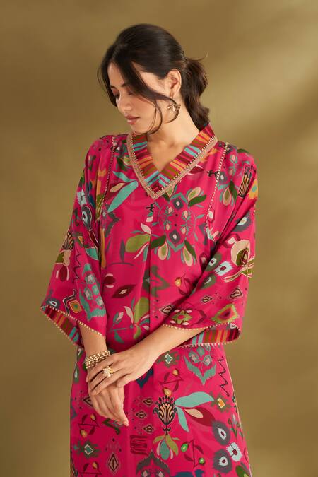 Affroz_Pink Viscose, Crepe Embroidery V-neck Ikat Floral Pattern Kurta And Pant Set _at_Aza_Fashions