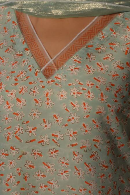 Shop Studio Malang Blue Tissue, Modal V-neck Floral Pattern Kurta Pant Set Online at Aza Fashions Shop_Studio Malang_Blue Tissue, Modal V-neck Floral Pattern Kurta Pant Set_Online_at_Aza_Fashions