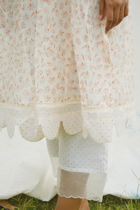 Studio Malang_White Chanderi Shawl Collar Scalloped Hem Kurta Pant Set_Online_at_Aza_Fashions