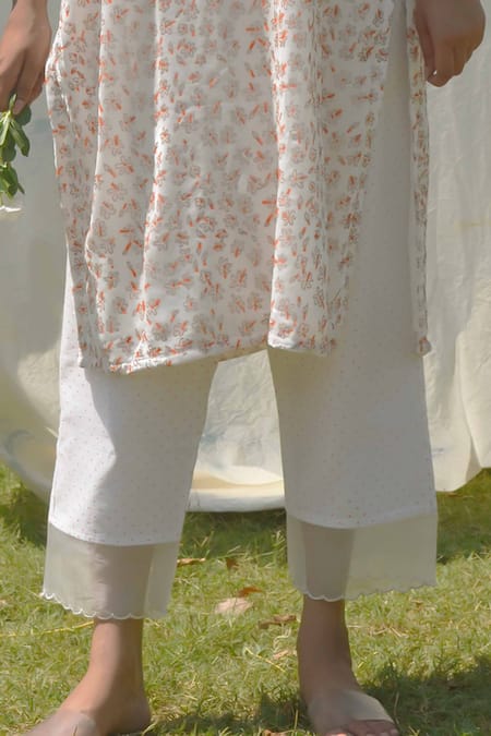 Buy_Studio Malang_White Chanderi, Velvet Scoop Neck Bloomy Print Kurta With Pant_Online_at_Aza_Fashions