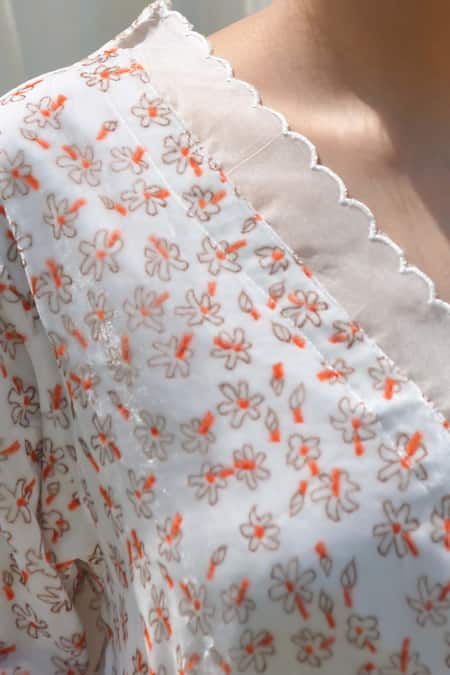 Buy_Studio Malang_White Chanderi, Velvet Scoop Neck Bloomy Print Kurta With Pant