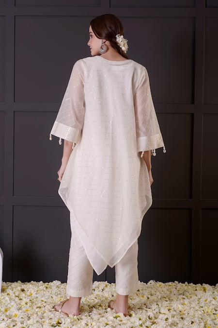Shop_Surabhi Arya_White Chanderi Sequins V-neck Embroidered Kurta And Pant Set _at_Aza_Fashions