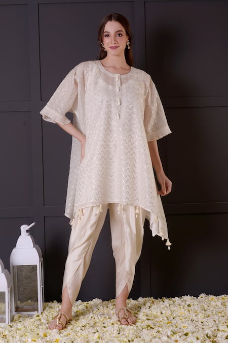 Surabhi Arya_White Chanderi, Modal, Satin Gota Patti Round Embroidered Kurta And Dhoti Pant Set _Online_at_Aza_Fashions