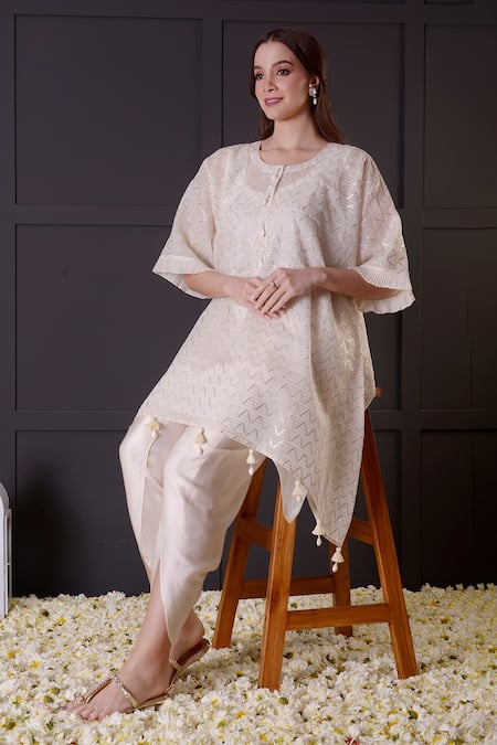 Surabhi Arya_White Chanderi, Modal, Satin Gota Patti Round Embroidered Kurta And Dhoti Pant Set _at_Aza_Fashions