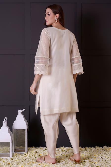 Surabhi Arya Zari Embroidered Kurta & Dhoti Pant Set 