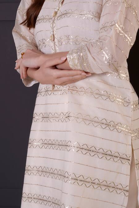 Surabhi Arya_White Chanderi, Modal, Satin Gota Patti Embroidered Short Kurta And Dhoti Pant Set _at_Aza_Fashions