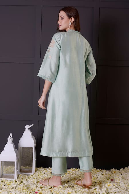 Shop_Surabhi Arya_Blue Chanderi Embroidery V-neck Kurta And Pant Set _at_Aza_Fashions