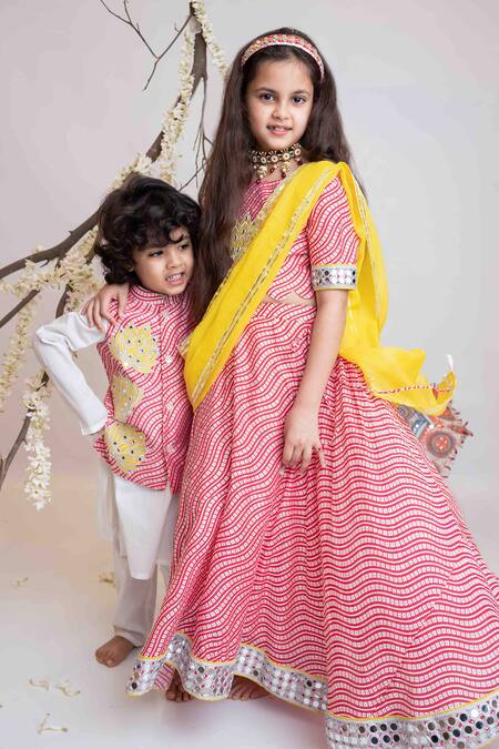 MI Dulce AN'YA_Ivory Handloom , Silk, Bandhej Lotus Bandhgala Kurta Set _at_Aza_Fashions