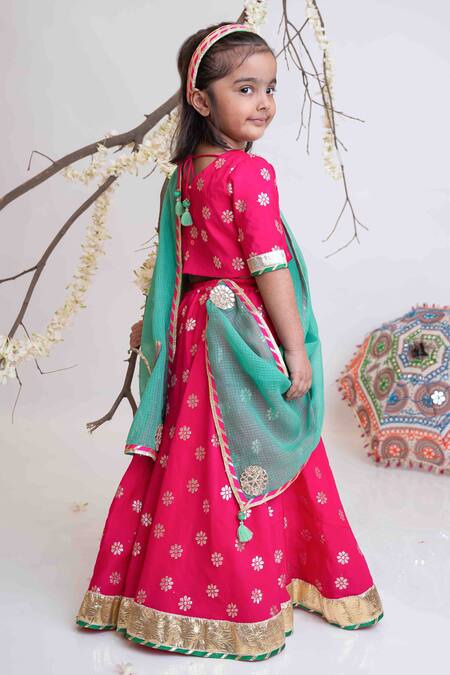 Buy_MI Dulce AN'YA_Pink Handloom Cotton, Chanderi Floral Hand Embroidered Banarasi Lehenga Set _Online_at_Aza_Fashions