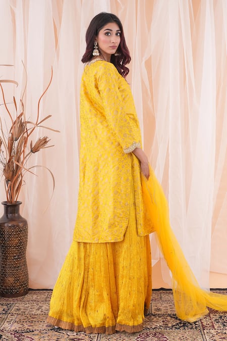 Buy Farha Syed Yellow Brocade, Silk, Net, Crepe Sequins, Pearls, Floral Pattern Kurta Skirt Set Buy_Farha Syed_Yellow Brocade, Silk, Net, Crepe Sequins, Pearls, Floral Pattern Kurta Skirt Set