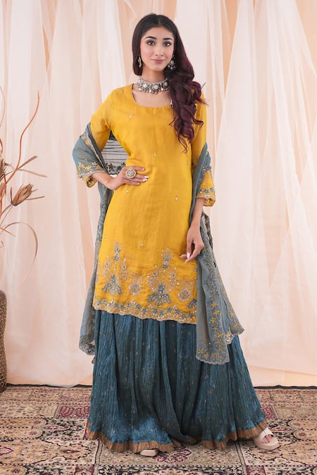 Farha Syed Yellow Kurta And Dupatta Chanderi Tissue Hand Embroidered Floral Skirt Set 