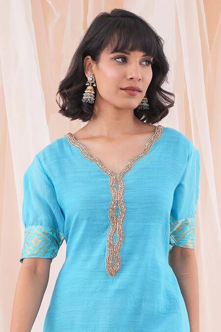 Shop Farha Syed Blue Silk, Brocade, Taffeta Embroidery V-neck Kurta With Banarasi Palazzo Online at Aza Fashions Shop_Farha Syed_Blue Silk, Brocade, Taffeta Embroidery V-neck Kurta With Banarasi Palazzo _Online_at_Aza_Fashions