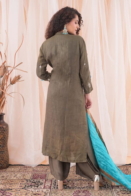 Farha Syed Brown Hand Embroidered Kurta Pant Set 