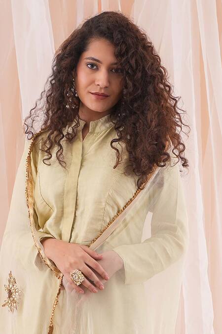 Shop_Farha Syed_Green Linen, Satin, Chiffon, Maheshwari Flared Kurta Set With Dupatta _Online_at_Aza_Fashions