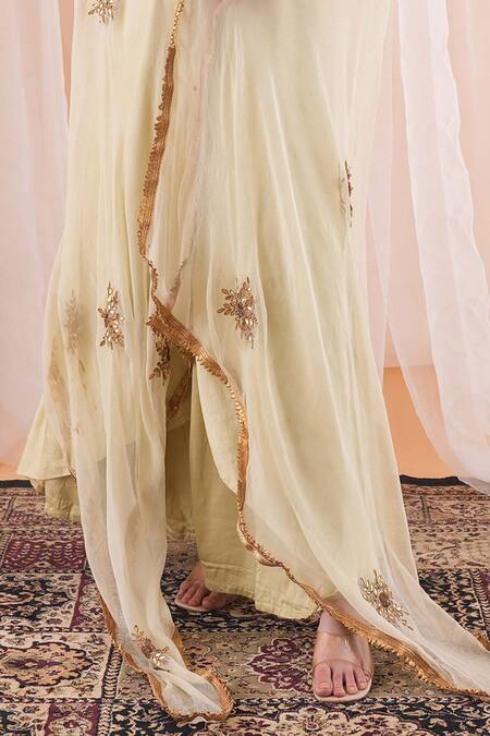 Farha Syed_Green Linen, Satin, Chiffon, Maheshwari Flared Kurta Set With Dupatta _at_Aza_Fashions