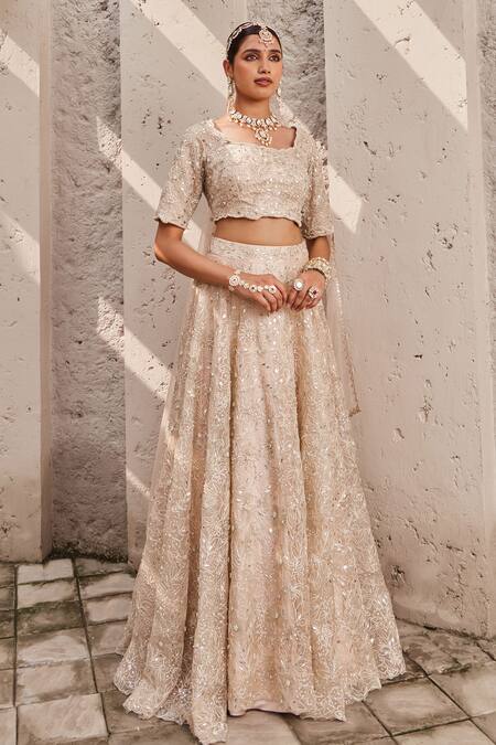 Nidhika Shekhar_Cream Organza, Satin Maharani-e-khaas Floral Embroidered Bridal Lehenga Set _Online_at_Aza_Fashions