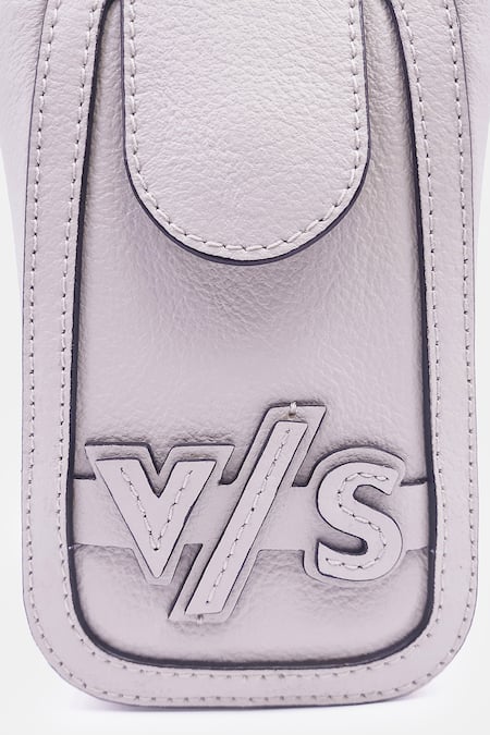 Buy_Versuhz_White Thread Versus 3d Pattern Waistbelt Bag_Online_at_Aza_Fashions