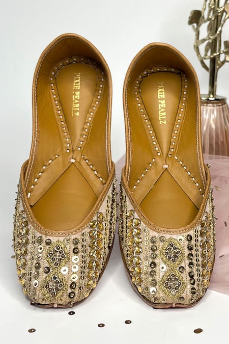 Pixie Pearlz Biba Embellished Juttis 