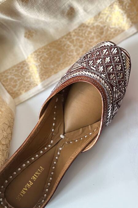Pixie Pearlz_Brown Fitoor Embellished Juttis _Online_at_Aza_Fashions