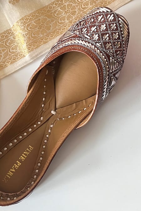 Buy_Pixie Pearlz_Brown Fitoor Embellished Juttis _Online_at_Aza_Fashions