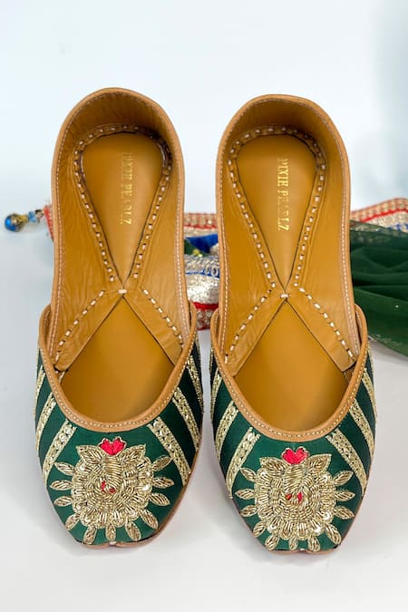 Pixie Pearlz Morbagh Embellished Juttis 