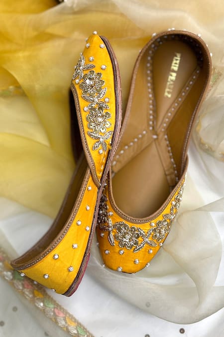 Pixie Pearlz_Yellow Nora Flower Embroidered Juttis _Online_at_Aza_Fashions