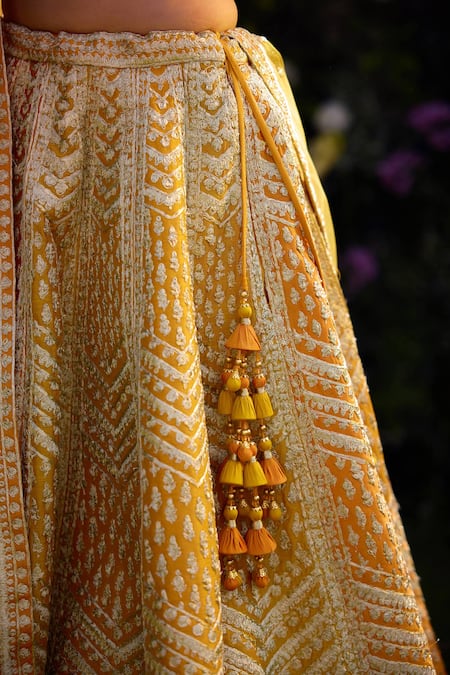 Shyam Narayan Prasad_Yellow Silk, Chiffon Tassels, Embroidery, Zari Sweetheart Lehenga Set With Belt _Online_at_Aza_Fashions
