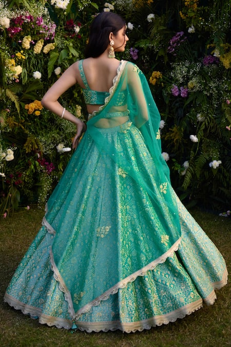 Shop_Shyam Narayan Prasad_Green Raw Silk Embroidered Zari Sweetheart Lehenga Set With Belt _at_Aza_Fashions