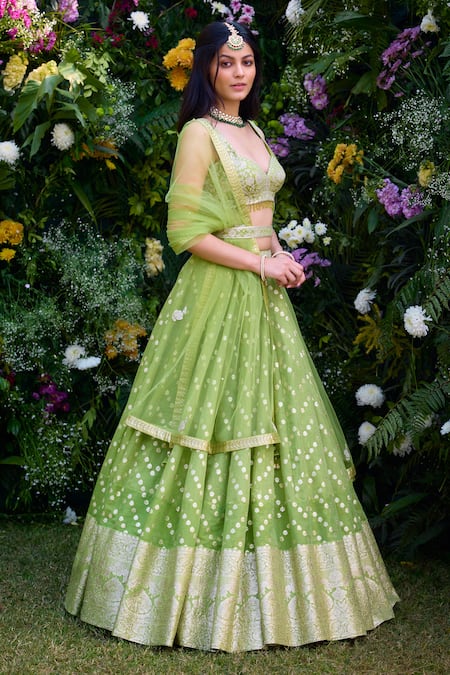 Shyam Narayan Prasad_Green Satin, Chanderi, Organza Embroidery Sweetheart Neck Floral Lehenga Set _Online_at_Aza_Fashions