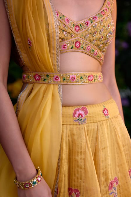 Shyam Narayan Prasad_Yellow Chanderi, Organza Embroidery, Zari Open Zardosi Lehenga Set With Belt _at_Aza_Fashions
