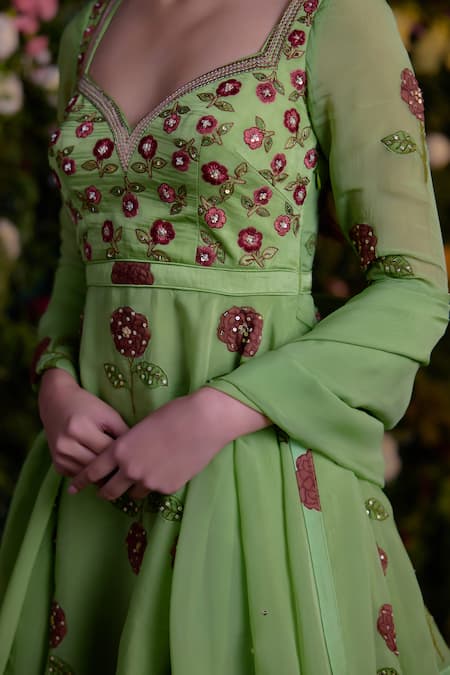 Buy_Shyam Narayan Prasad_Green Kurta And Sharara Satin Block Printed Floral Sweetheart Set _Online_at_Aza_Fashions