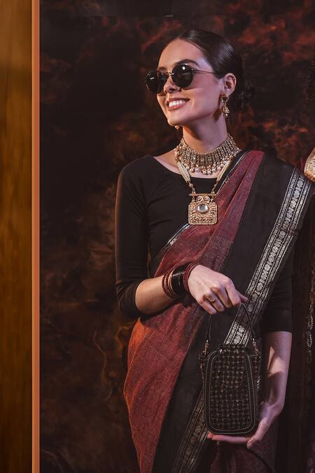 Shop Versuhz Black Bead Embellished Gold Waist Belt Bag Online at Aza Fashions Shop_Versuhz_Black Bead Embellished Gold Waist Belt Bag_Online_at_Aza_Fashions