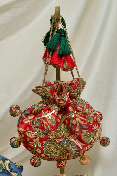 Ozel Kalamkari Floral Print Potli Bag 