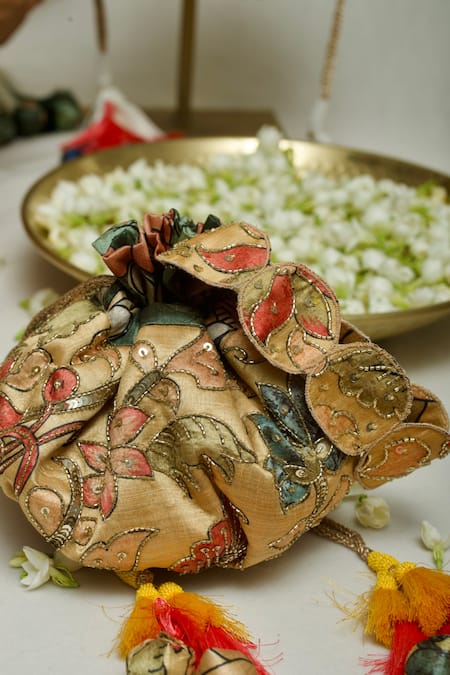 Buy Ozel Yellow Sequin Kalamkari Embroidered And Printed Potli Bag Online at Aza Fashions Buy_Ozel_Yellow Sequin Kalamkari Embroidered And Printed Potli Bag _Online_at_Aza_Fashions