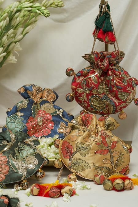 Ozel Green Kalamkari Print Bloom U Shaped Potli Bag Online at Aza Fashions Ozel_Green Kalamkari Print Bloom U Shaped Potli Bag _Online_at_Aza_Fashions