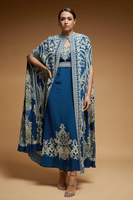 NIRRAAMYAA Floral Print Long Cape 