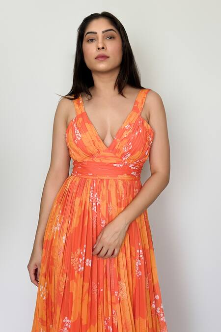 Harshita Singhvi Yellow Georgette V-neck Floral And Leaf Print Maxi Dress at Aza Fashions Harshita Singhvi_Yellow Georgette V-neck Floral And Leaf Print Maxi Dress _at_Aza_Fashions