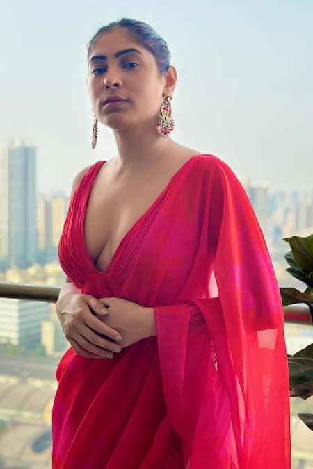 Harshita Singhvi Pink Georgette Embroidery Plunge Neck Tiered Ruffled Saree Skirt Set Online at Aza Fashions Harshita Singhvi_Pink Georgette Embroidery Plunge Neck Tiered Ruffled Saree Skirt Set _Online_at_Aza_Fashions