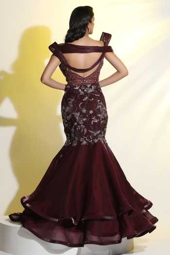 Meenagurnam Sculptured Shoulder Layered Mermaid Gown 