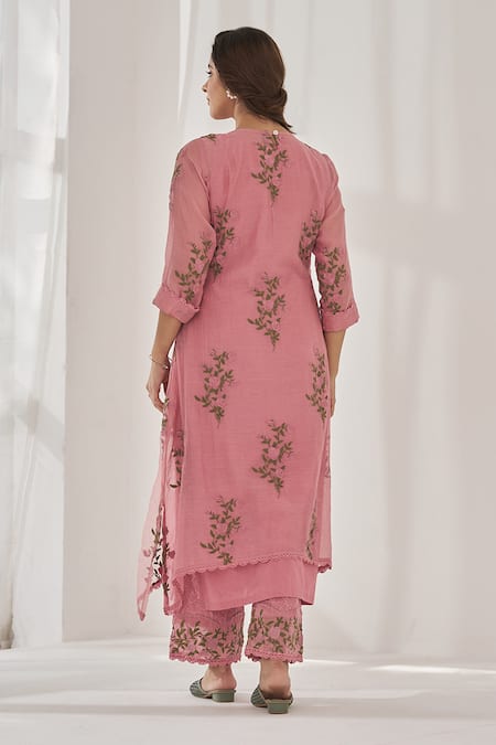 Naaz By Noor Gulaabsa Baano Thread Embroidered Kurta Set 