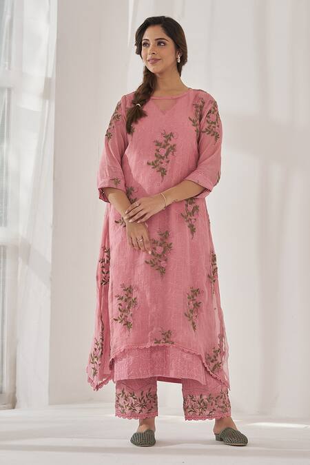 Buy Naaz By Noor Pink Organza, Chanderi Embroidery Round Neck Gulaabsa Baano Thread Kurta Set Buy_Naaz By Noor_Pink Organza, Chanderi Embroidery Round Neck Gulaabsa Baano Thread Kurta Set