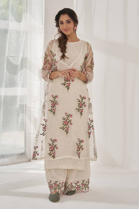 Buy_Naaz By Noor_Off White Organza, Chanderi Embroidery Gulabsa Baano Thread Kurta Sharara Set 