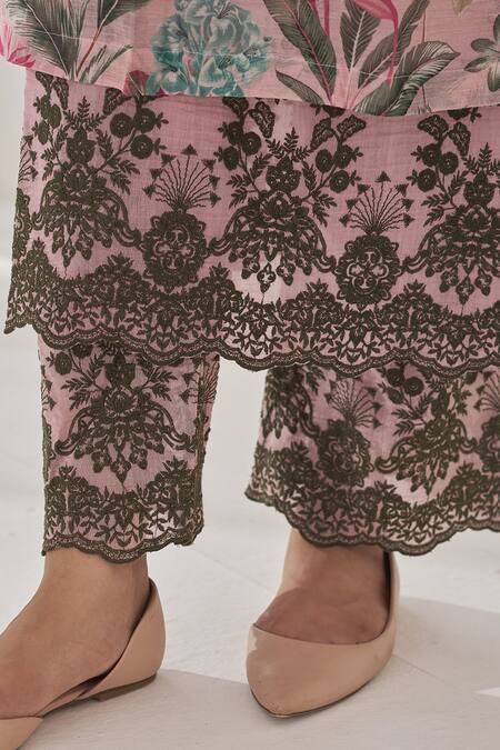 Naaz By Noor Pink Cotton, Organza, Chanderi Gulshan Baano Botanical Print Kurta Set at Aza Fashions Naaz By Noor_Pink Cotton, Organza, Chanderi Gulshan Baano Botanical Print Kurta Set _at_Aza_Fashions