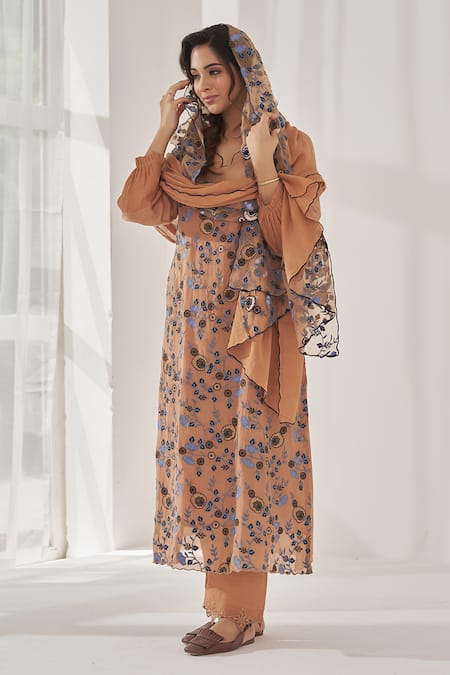Naaz By Noor Brown Cotton, Organza Embroidery, Zari Collared Saira Baano Kurta Set at Aza Fashions Naaz By Noor_Brown Cotton, Organza Embroidery, Zari Collared Saira Baano Kurta Set _at_Aza_Fashions