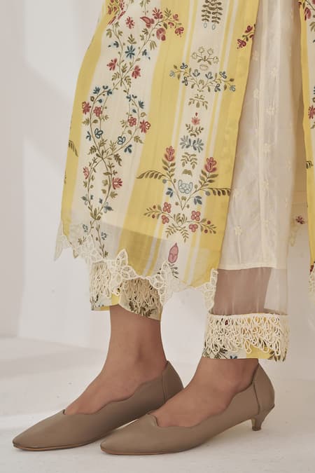 Naaz By Noor Yellow Cotton, Organza Embroidery, Taira Baano Floral Printed Kurta Pant Set Online at Aza Fashions Naaz By Noor_Yellow Cotton, Organza Embroidery, Taira Baano Floral Printed Kurta Pant Set _Online_at_Aza_Fashions