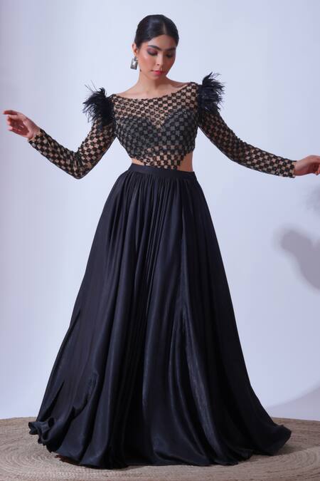 Aurouss Black Tulle, Satin Feathers Round Emma Cutdana Fleur Jaal Bodysuit With Lehenga Online at Aza Fashions Aurouss_Black Tulle, Satin Feathers Round Emma Cutdana Fleur Jaal Bodysuit With Lehenga _Online_at_Aza_Fashions